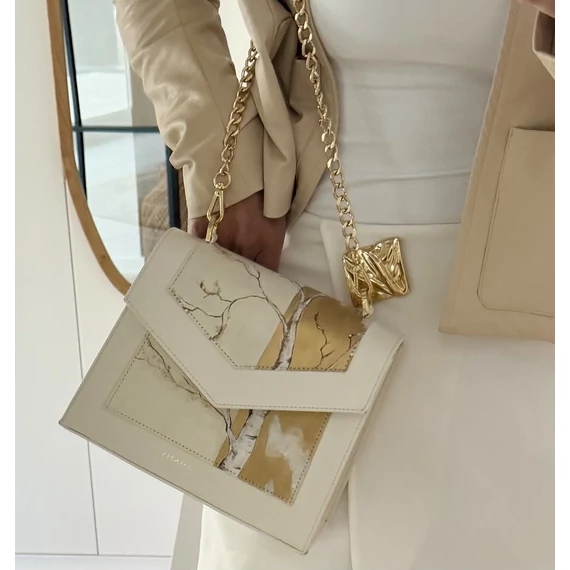 egyedi pémium bőr táska